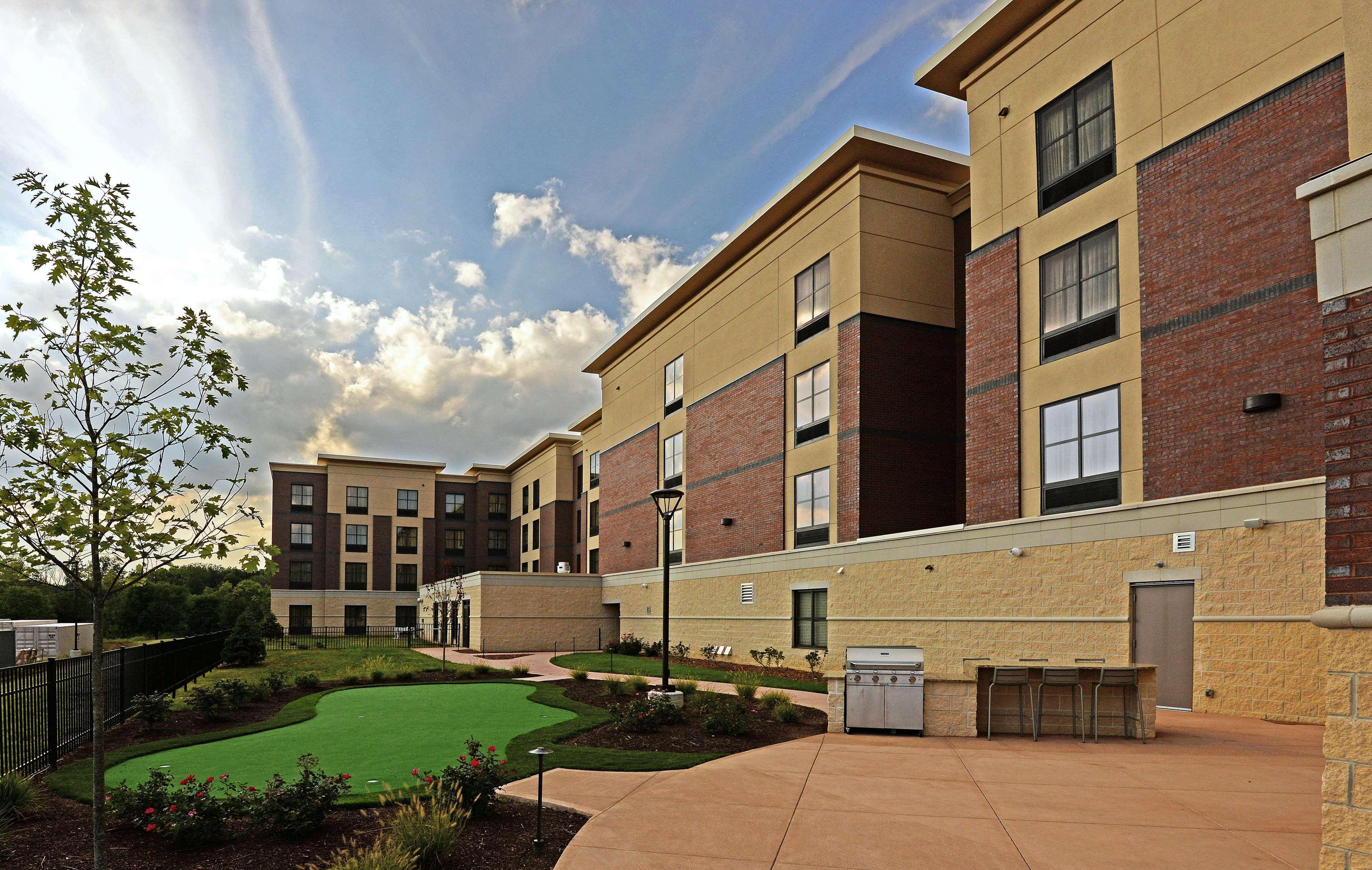 Homewood Suites By Hilton Cincinnati/Mason Bagian luar foto