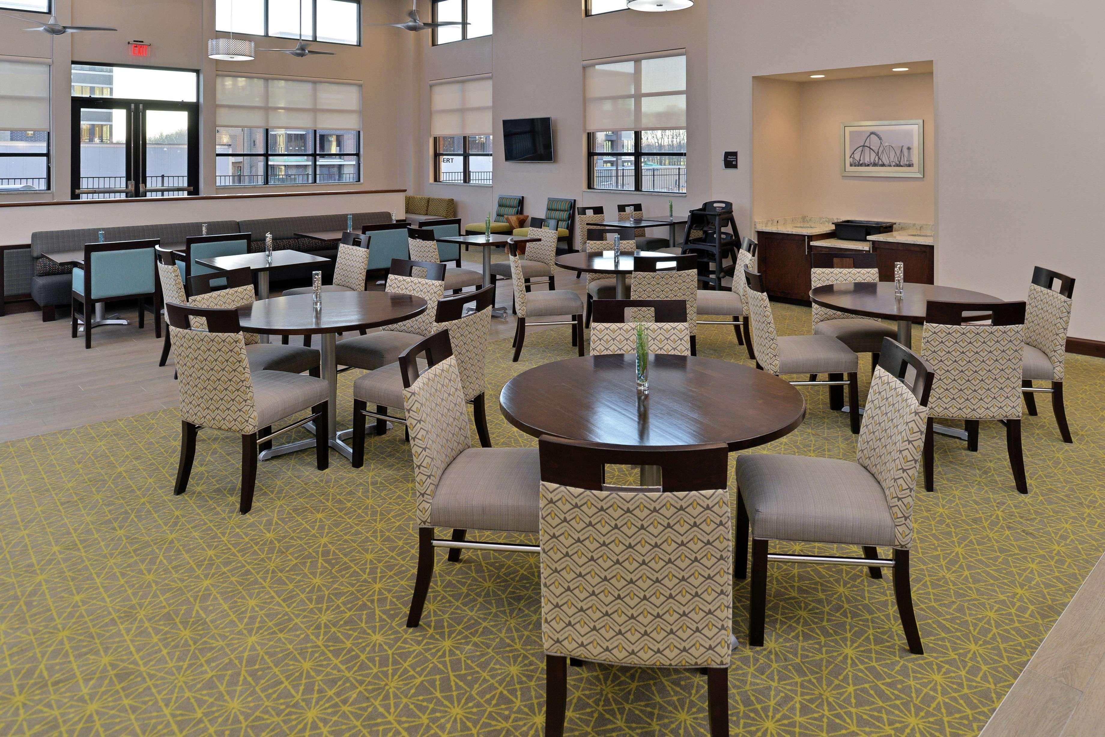 Homewood Suites By Hilton Cincinnati/Mason Bagian luar foto