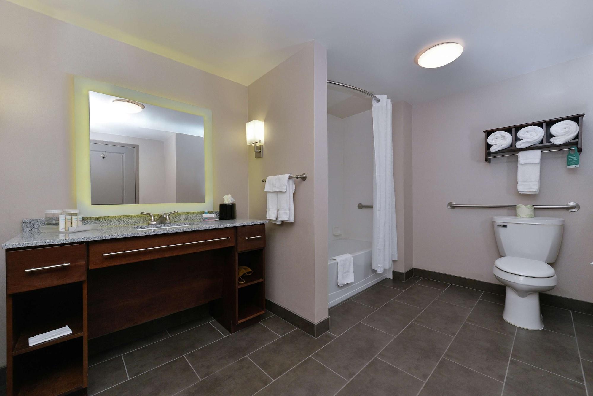 Homewood Suites By Hilton Cincinnati/Mason Bagian luar foto