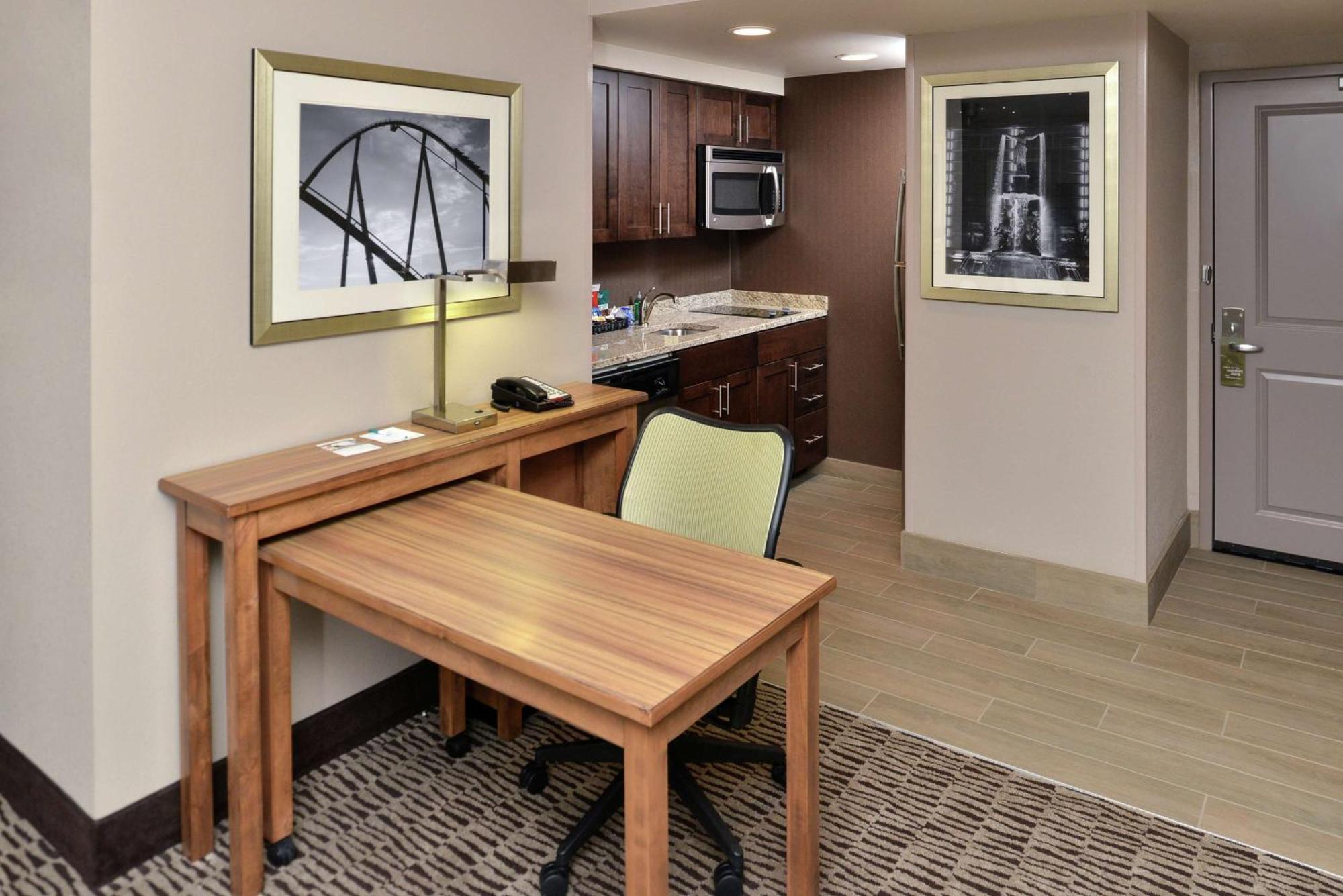 Homewood Suites By Hilton Cincinnati/Mason Bagian luar foto