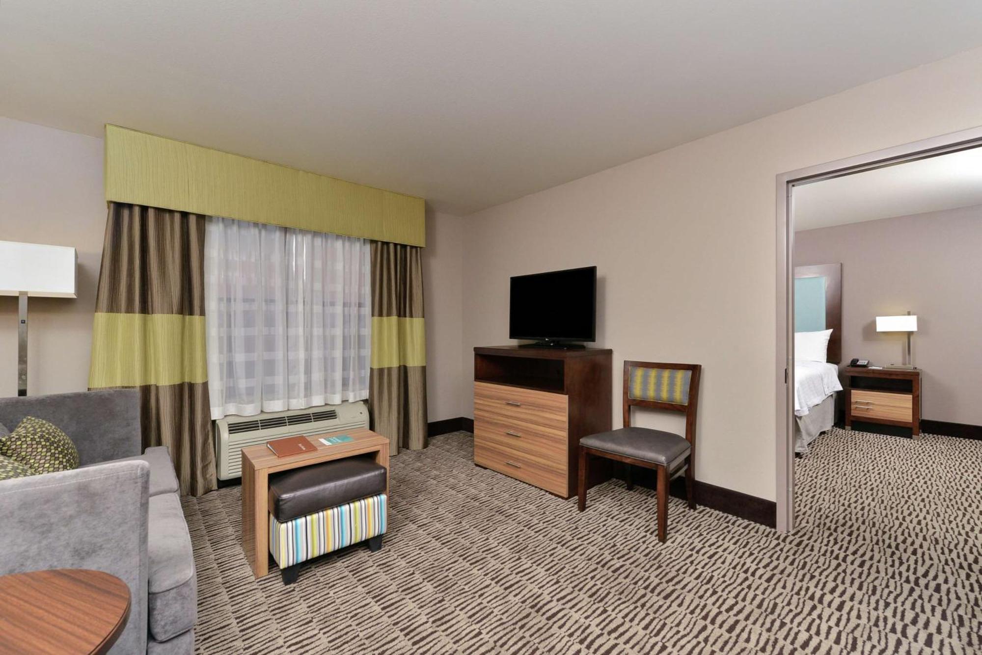 Homewood Suites By Hilton Cincinnati/Mason Bagian luar foto